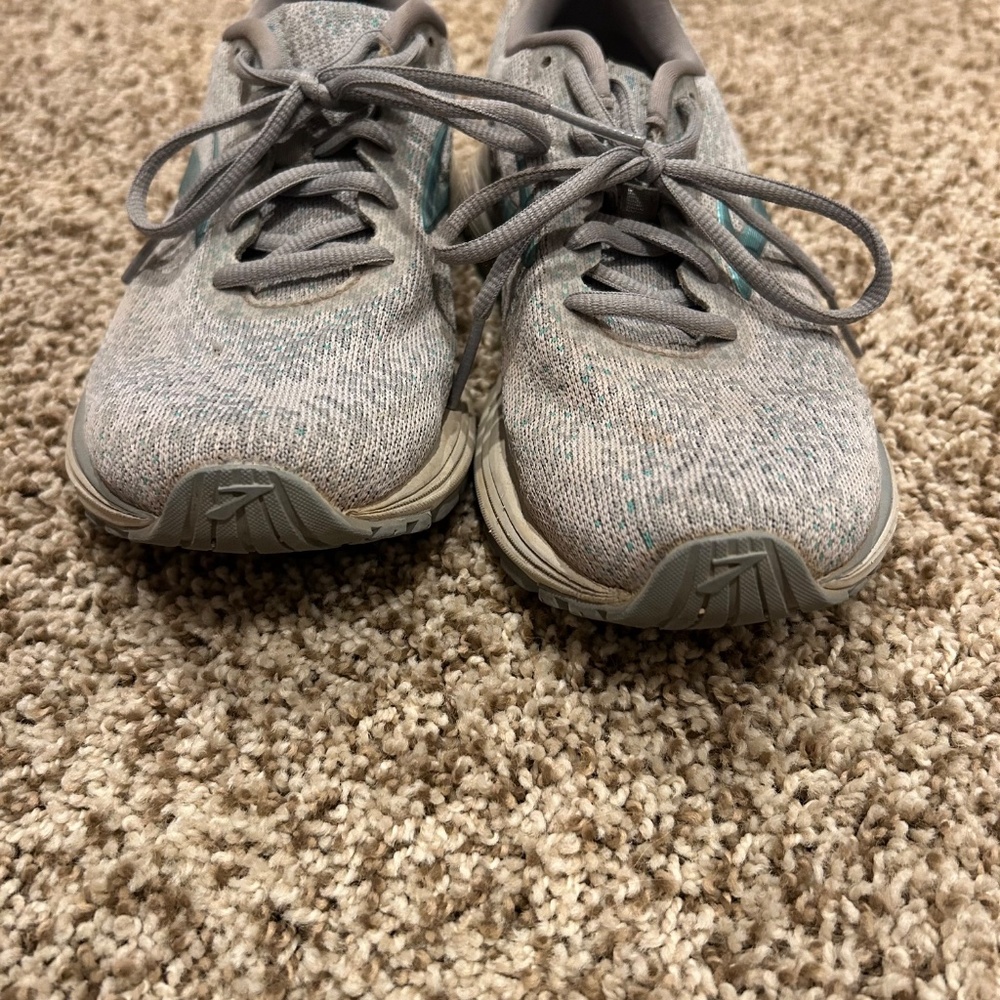 Brooks Women’s Running Shoes Size 7 - Picture 3 of 12